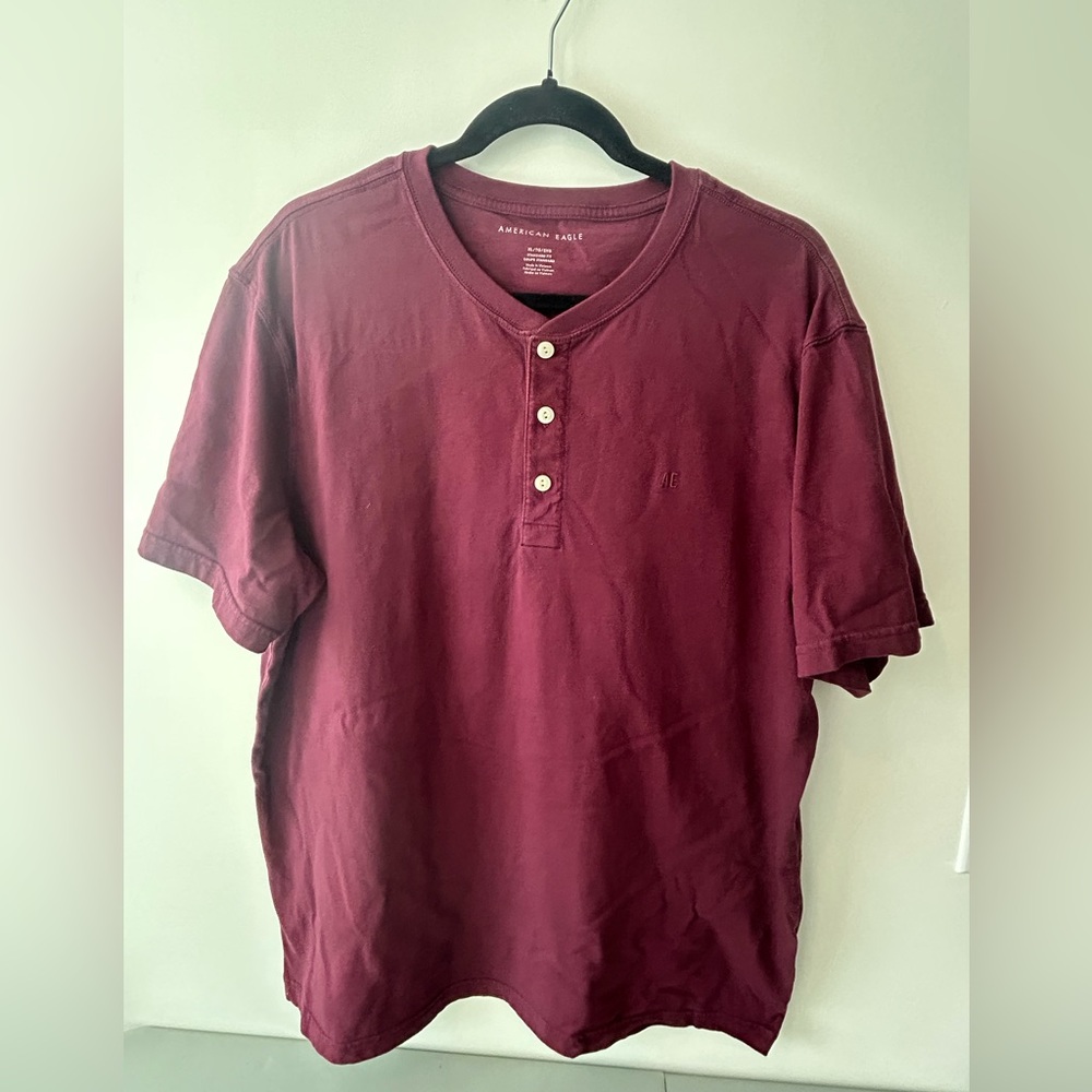 American Eagle henley tee